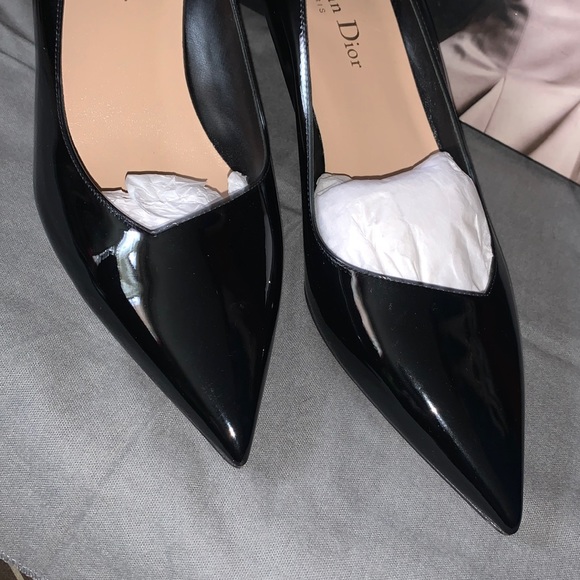 DESIGNER CHRISTIAN DIOR POINTED TOE KITTEN HERLS, BNWOT. PATENT LEATHER - Picture 5 of 12